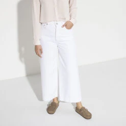 Birkenstock Women's Buckley Suede - Grey Taupe- Medium/Narrow 16 Birkenstock Women's Buckley Suede - Grey Taupe- Medium/Narrow -Sports Shoe Store 1019490 f look f 1