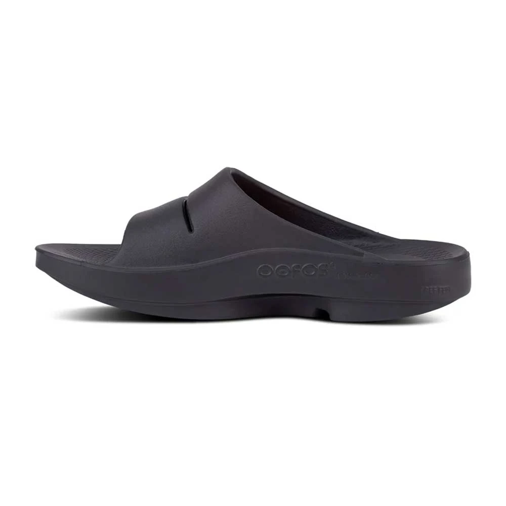 OOfos Unisex OOahh Slide - Black-Regular (D) 6 OOfos Unisex OOahh Slide - Black-Regular (D) - Image 4
