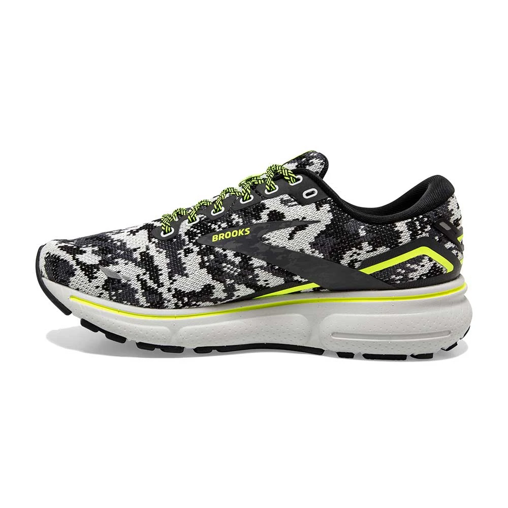BROOKS Men's Ghost 15 Camo Running Shoe - Black/Ebony/Nightlife - Regular (D) 4 BROOKS Men's Ghost 15 Camo Running Shoe - Black/Ebony/Nightlife - Regular (D) - Image 2