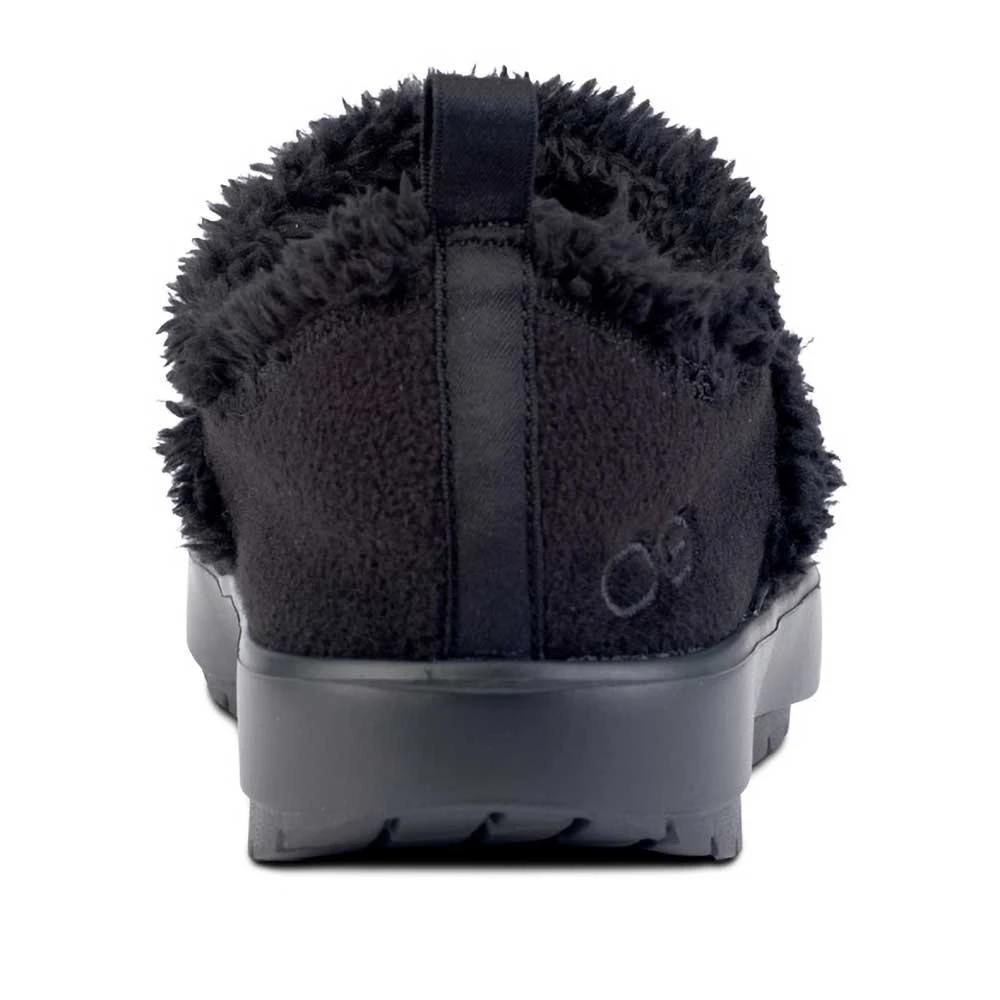 OOfos Women's OOcoozie Low Shoe Recovery Shoe - Black - Regular (B) 6 OOfos Women's OOcoozie Low Shoe Recovery Shoe - Black - Regular (B) - Image 4