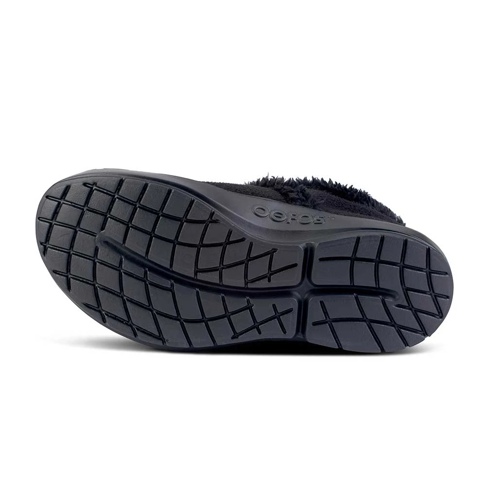 OOfos Women's OOcoozie Low Shoe Recovery Shoe - Black - Regular (B) 8 OOfos Women's OOcoozie Low Shoe Recovery Shoe - Black - Regular (B) - Image 6