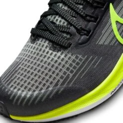 Nike Youth Pegasus 39 Running Shoe- Black/Volt/Barely Volt 15 Nike Youth Pegasus 39 Running Shoe- Black/Volt/Barely Volt -Sports Shoe Store DM4015 002 PHSYD001
